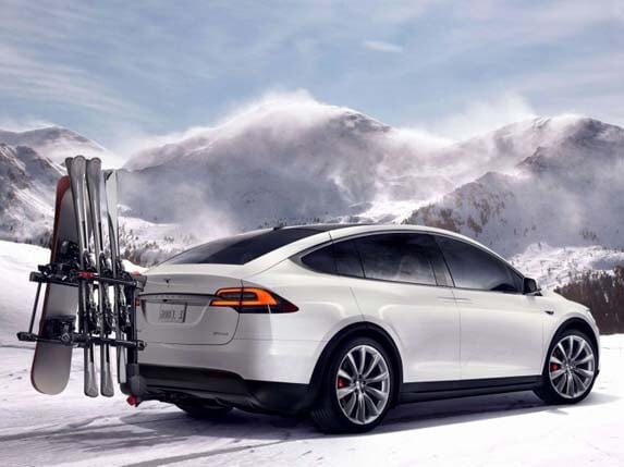 2016-tesla-model-x-rear-static1-600-001