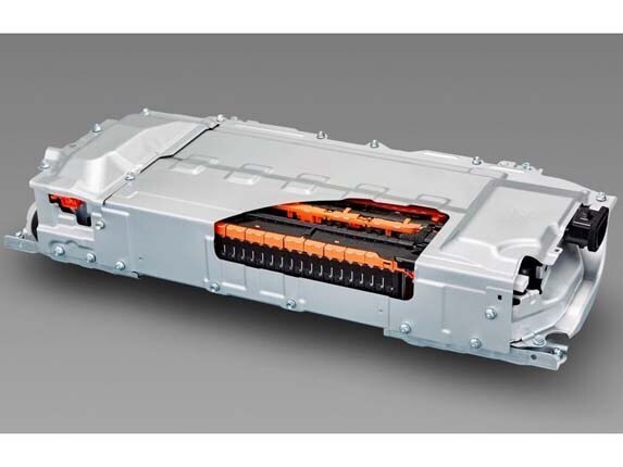 2016-toyota-prius-lithium-ion-battery-cutaway1-600-001