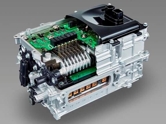 2016-toyota-prius-power-control-unit-detail1-600-001