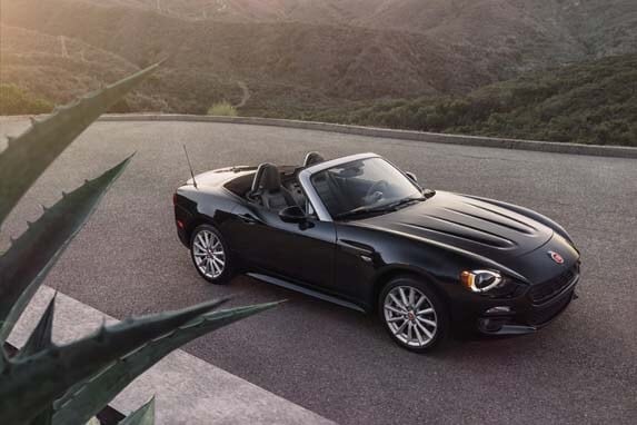 17_fiat_124_spider2-600-001