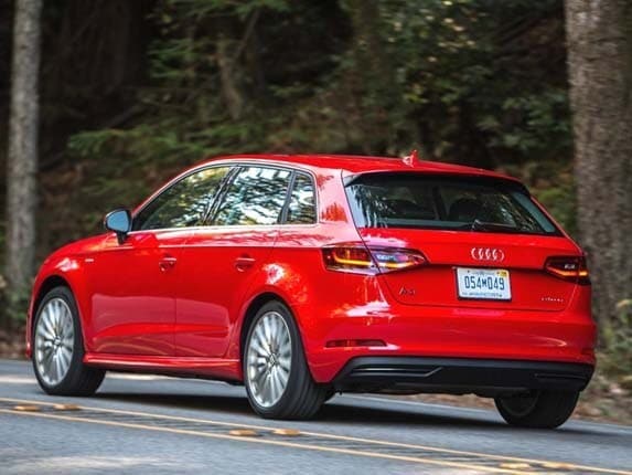 2016-audi-a3-sportback-e-tron-rear-action2-600-001