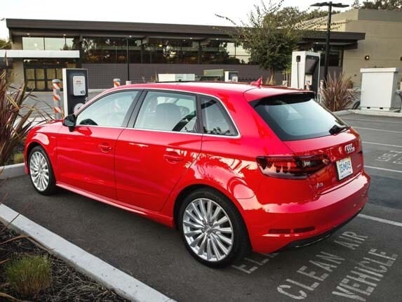 2016-audi-a3-sportback-e-tron-rear-static-charging1-600-001