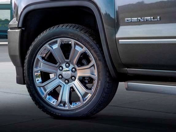 2016-gmc-sierra-denali-ultimate-wheel-tire-detail1-600-001