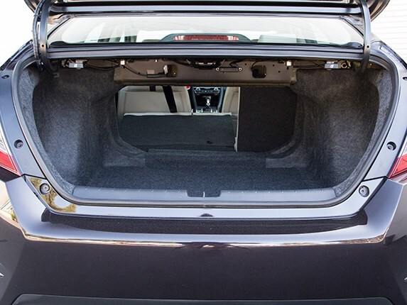 2016-honda-civic-small-car-best-buy-18-600-001