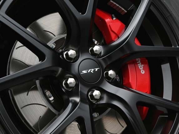 2016-jeep-grand-cherokee-srt-night-wheel-detail1-600-001