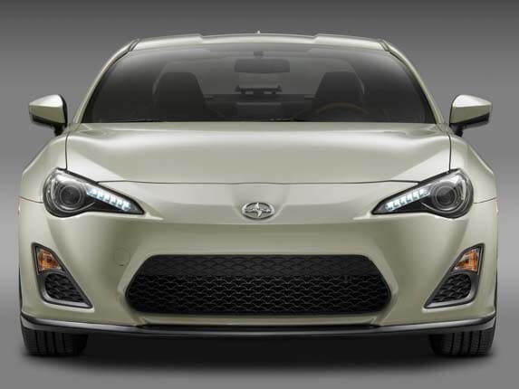 2016-scion-fr-s-release-series-2-0-head-on-static1-600-001
