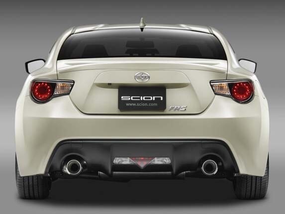 2016-scion-fr-s-release-series-2-0-tail-on-static1-600-001