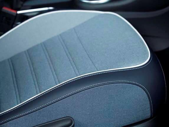 2016-volkswagen-beetle-denim-interior-seat-stitching-detail1-600-001