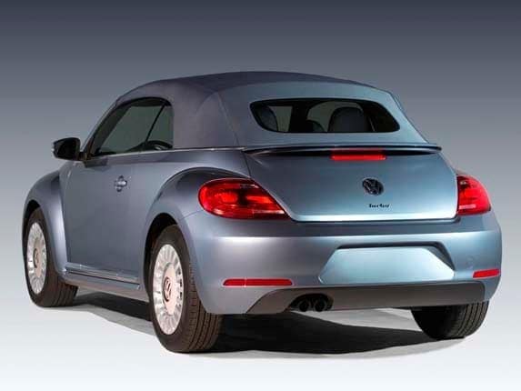 2016-volkswagen-beetle-denim-rear-static-top-up1-600-001