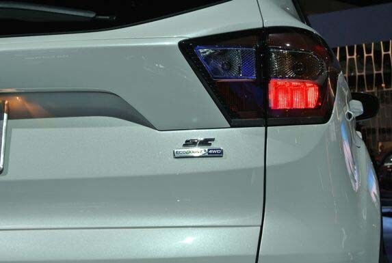 2017-ford-escape-reveal-13-600-001