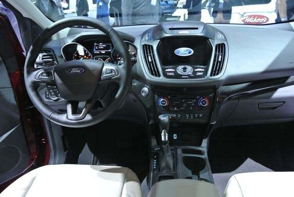 2017-ford-escape-reveal-16-600-001