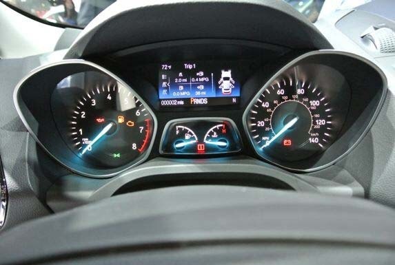 2017-ford-escape-reveal-26-600-001