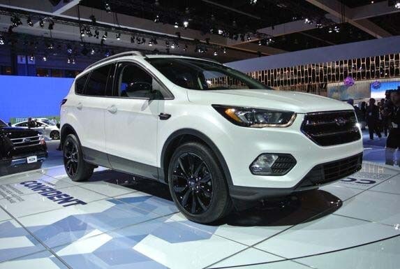 2017-ford-escape-reveal-7-600-001
