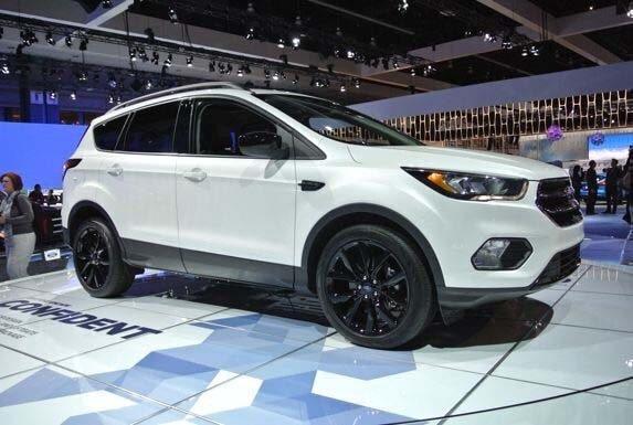 2017-ford-escape-reveal-8-600-001