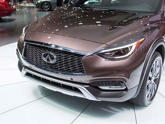 2017-infiniti-qx30-05-600-001