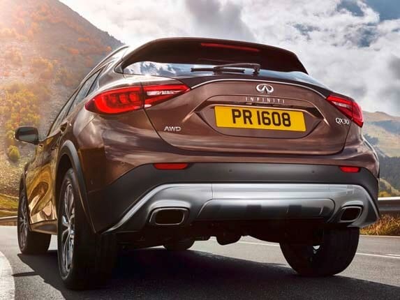2017-infiniti-qx30-awd-low-rear-action2-600-001