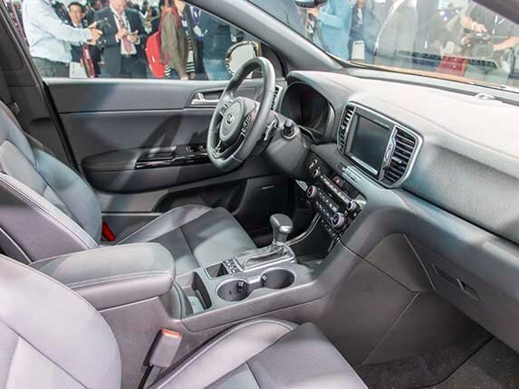 2017-kia-sportage-04-600-001