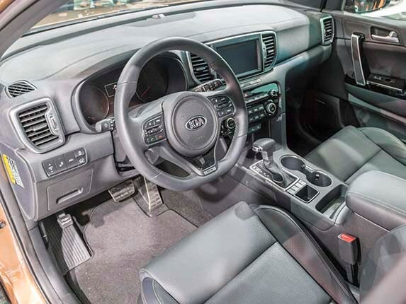 2017-kia-sportage-09-600-001
