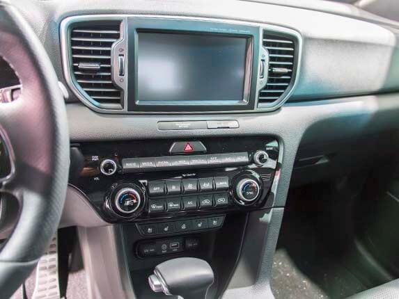 2017-kia-sportage-11-600-001