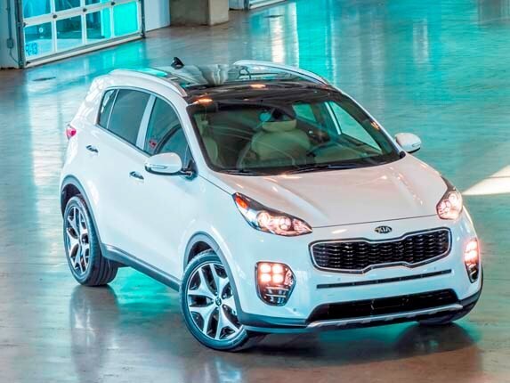 2017-kia-sportage-sx2wd-front-static2-600-001
