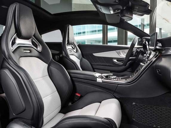 2017-mb-c63-coupe-interior-600-001