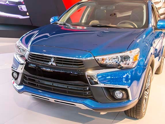 2017-mitsubishi-outlander-sport-02-600-001