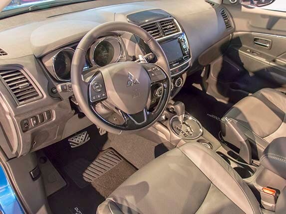 2017-mitsubishi-outlander-sport-05-600-001