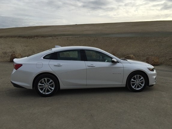 2016-chevrolet-malibu-hybrid-1-573-600-001