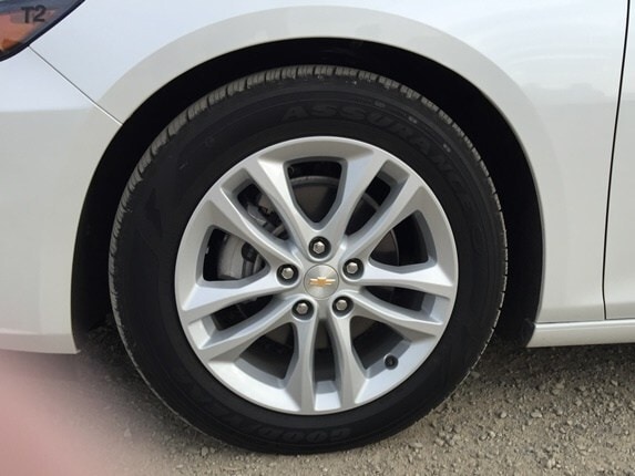 2016-chevrolet-malibu-hybrid-5-573-600-001