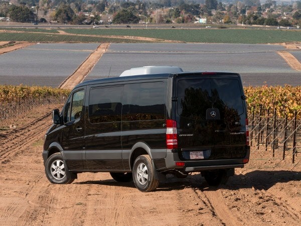 2016-mercedes-benz-sprinter-2500-passenger-exterior-03-600-001