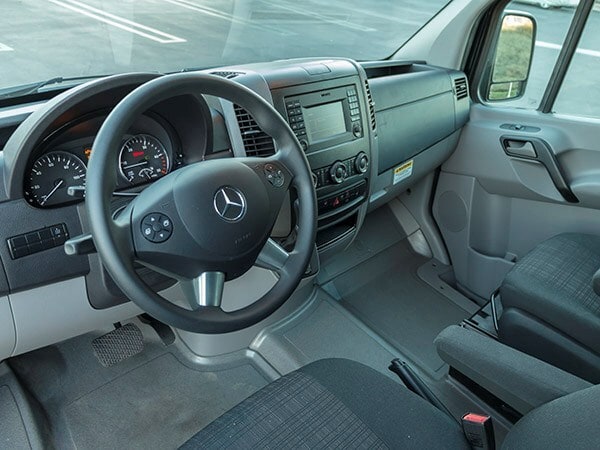 2016-mercedes-benz-sprinter-2500-passenger-interior-01-600-001