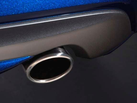 2016-nissan-altima-exhaust-finisher1-600-001