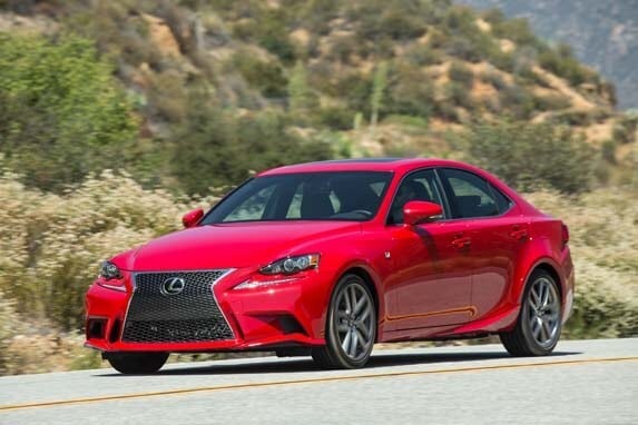 2016_lexus_is_200t_f_sport_002-600-001