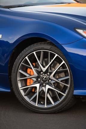 2016_lexus_rc200t-f_sport-15-600-001