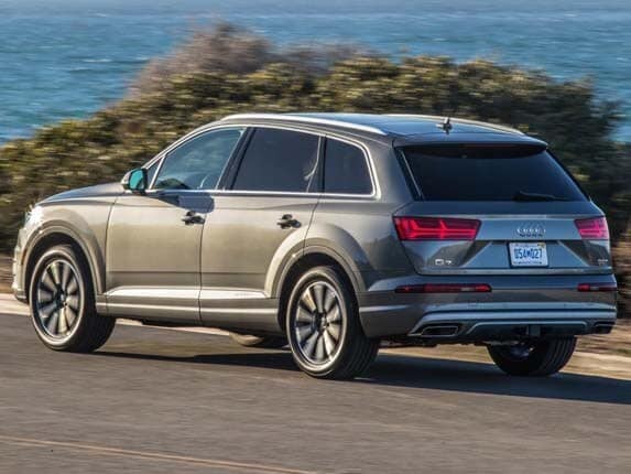 2017-audi-q7-17-600-001