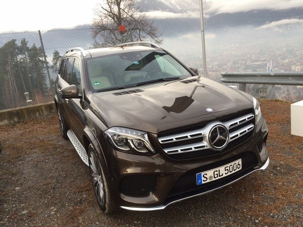 mercedes-benz-gls-cropped-5-600-001