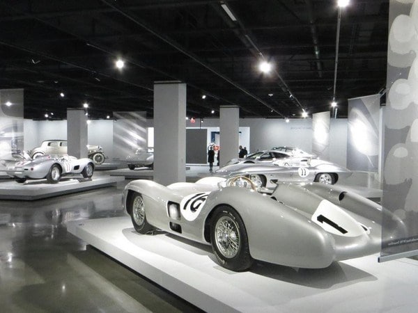 petersen-auto-museum-1954-mercedes-benz-w196-streamliner-17-600-001
