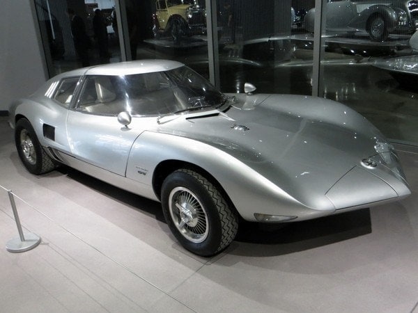petersen-auto-museum-interior-corvair-monza-gt-concept-9-600-001