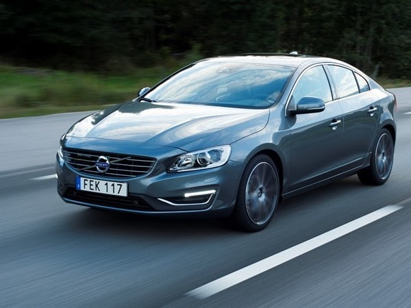 04-2016-volvo-s60-1