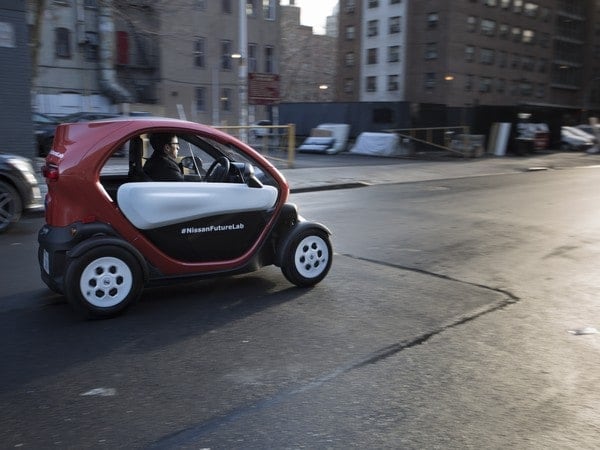 03-nissan-mobility-concept-ny16-1