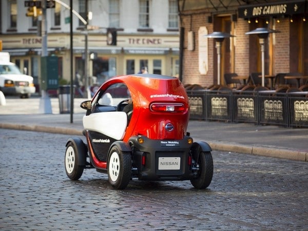 08-nissan-mobility-concept-ny16-1