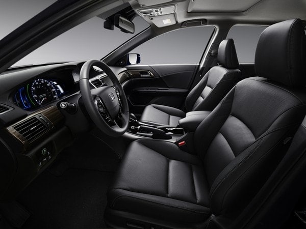04-2017-honda-accord-hybrid-1