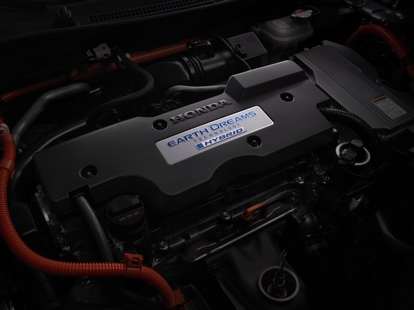 09-2017-honda-accord-hybrid-1
