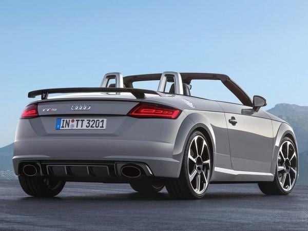 10-2017-audi-tt-rs-roadster-1