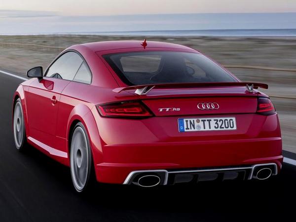 17-2017-audi-tt-rs-coupe-1