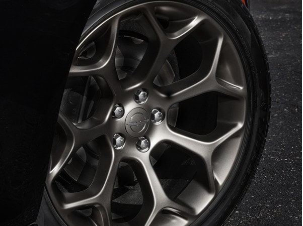 2016Chrysler300SAlloy21-1