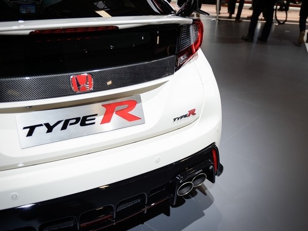 10-2017-honda-civic-type-r-paris-1