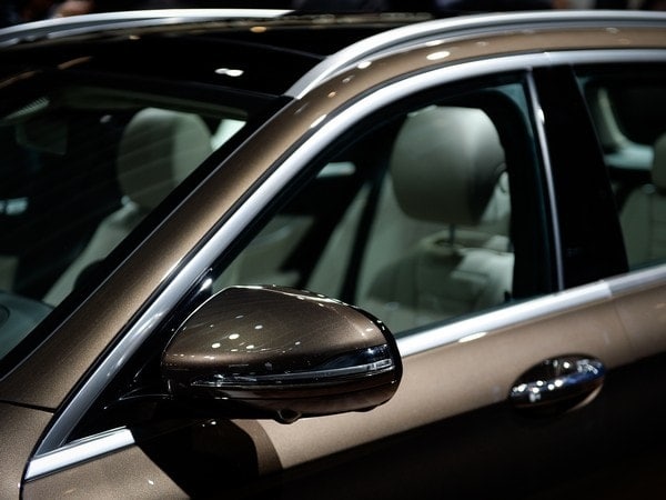 12-mercedes-benz-e-class-all-terrain-paris-2