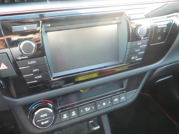14-2016-Toyota-Corolla-roadtrip-1