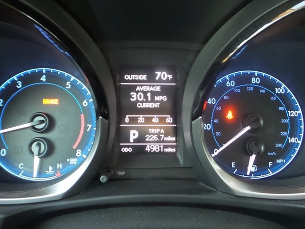 17-2016-Toyota-Corolla-roadtrip-1